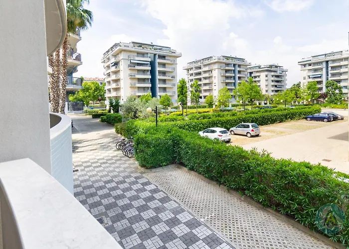 64a Bilocale In Zona Servita A Due Passi Dal Mare Apartamento