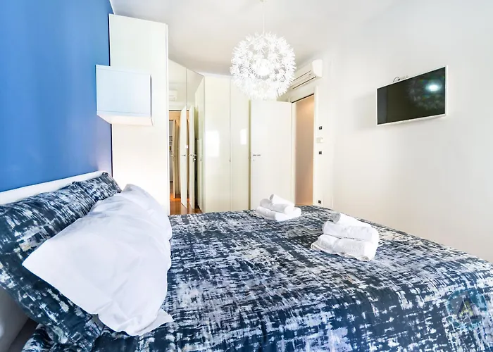 Apartamento 64a Bilocale In Zona Servita A Due Passi Dal Mare *