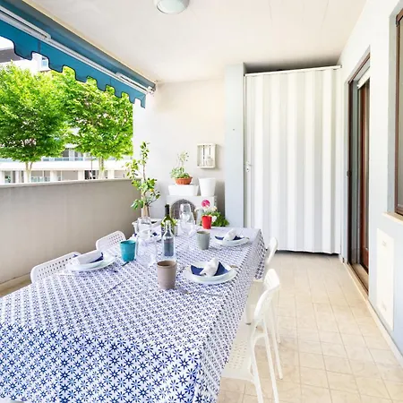 64a Bilocale In Zona Servita A Due Passi Dal Mare