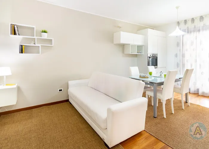 64a Bilocale In Zona Servita A Due Passi Dal Mare *